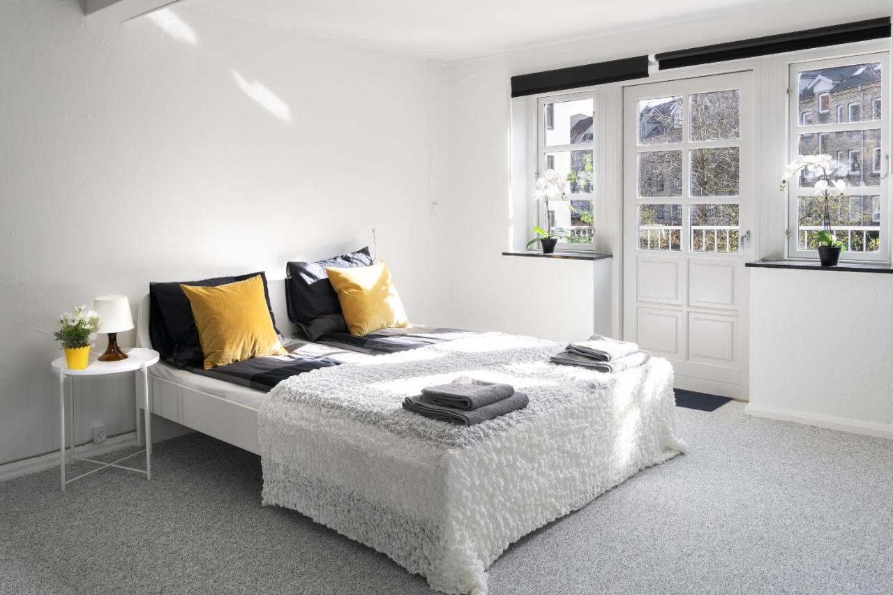 Aday - Apartment Suite 2 Aalborg Center Esterno foto